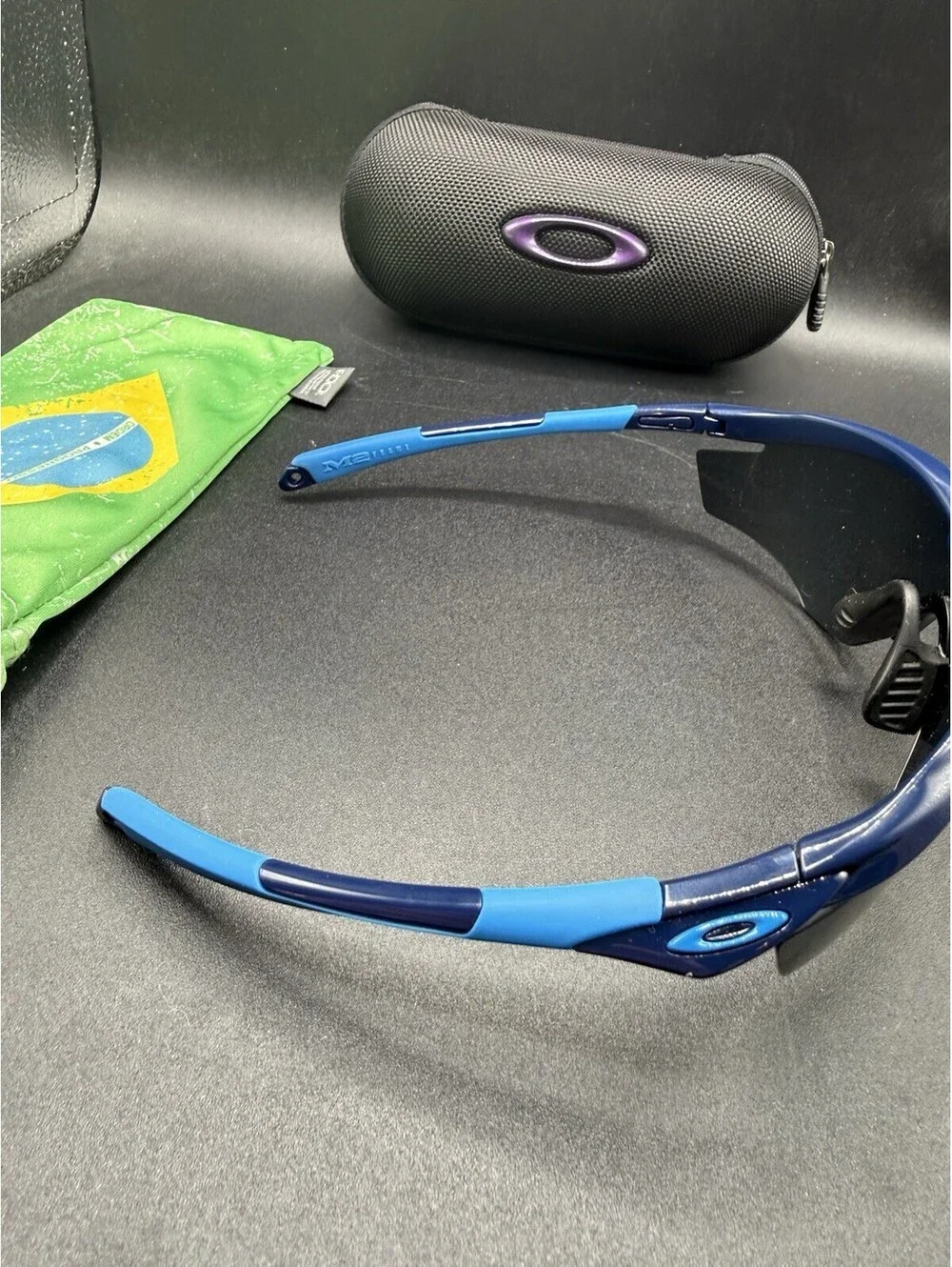 Oakley M2 Polished Navy/Grey Polarized Lenses OO9212-07 New